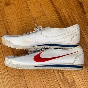 Nike classic sneakers